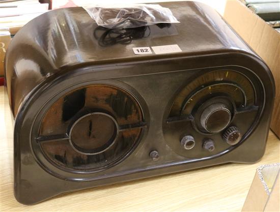 A Bakelite radio with lead